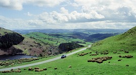 Přehrada Clywedog ve střední Cambrii