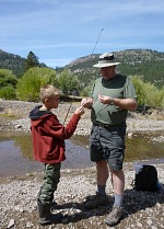 Tom and Sid on Walker River trying to fish. Tom and Sid on Walker River trying to fish.
