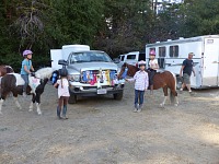 The organizers had taken the ribbons to extremes. The organizers had taken the ribbons to extremes.