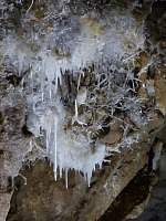 Detail kamenné jeskynní krajky.