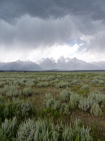 Bouřka nad Grand Tetons (povšimněte si absence bizonů). Bouřka nad Grand Tetons (povšimněte si absence bizonů).