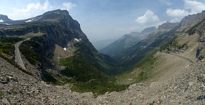 Logan Pass - pohled na západní stranu Glacieru. Logan Pass - pohled na západní stranu Glacieru.
