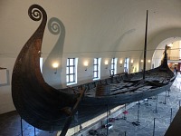 Vikingská pohřební loď. Vikingská pohřební loď.