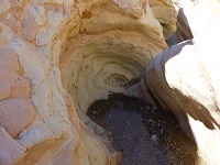 Kaňonek pod Zabriskie. Kaňonek pod Zabriskie.