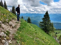 Returning along this kind of goat trail. Returning along this kind of goat trail.